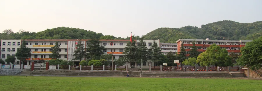 岳阳市理工职业技术学校校园环境