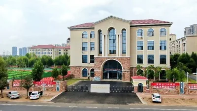 湘阴县湘江商贸科技职业学校校园环境