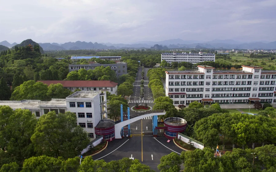 湖南省永州市工业贸易中等专业学校校园环境