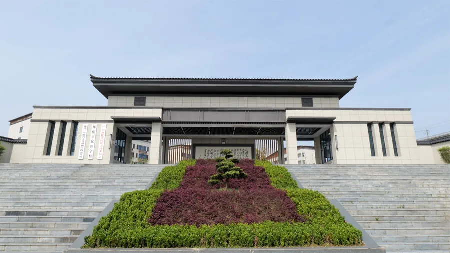怀化市民族科技中专校园环境
