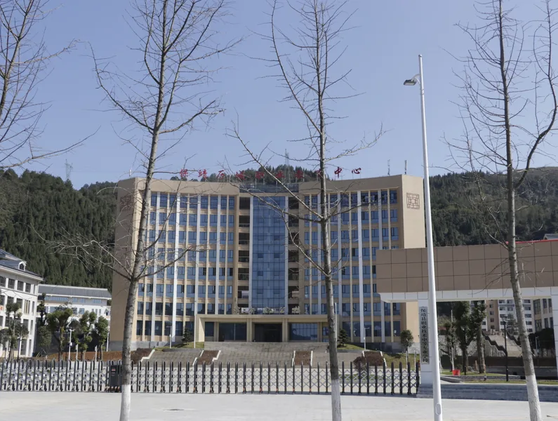 保靖县中等职业技术学校校园环境